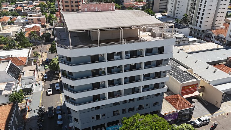 Quitinete Moderna Varanda, Vista Urbana Centro